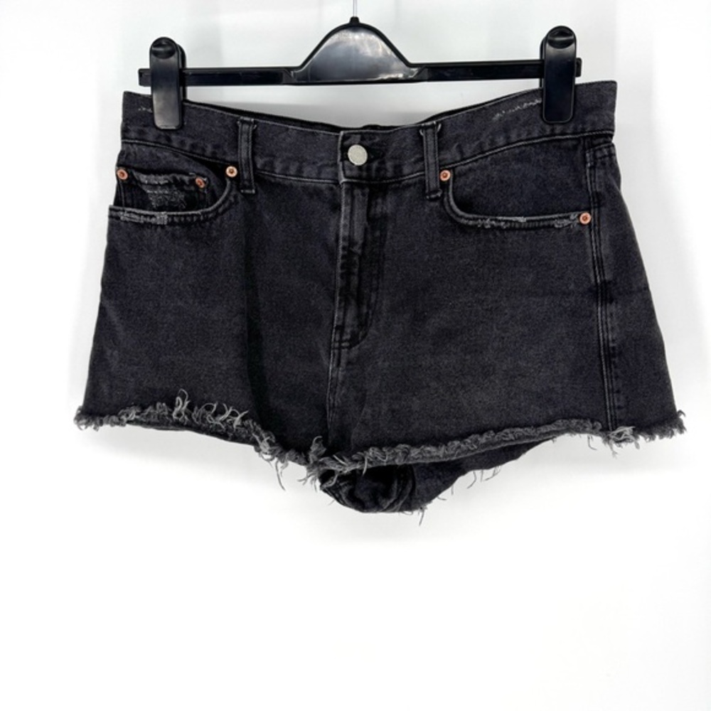 Urban Outfitters BDG distressed Black fray Jean Shorts size 32